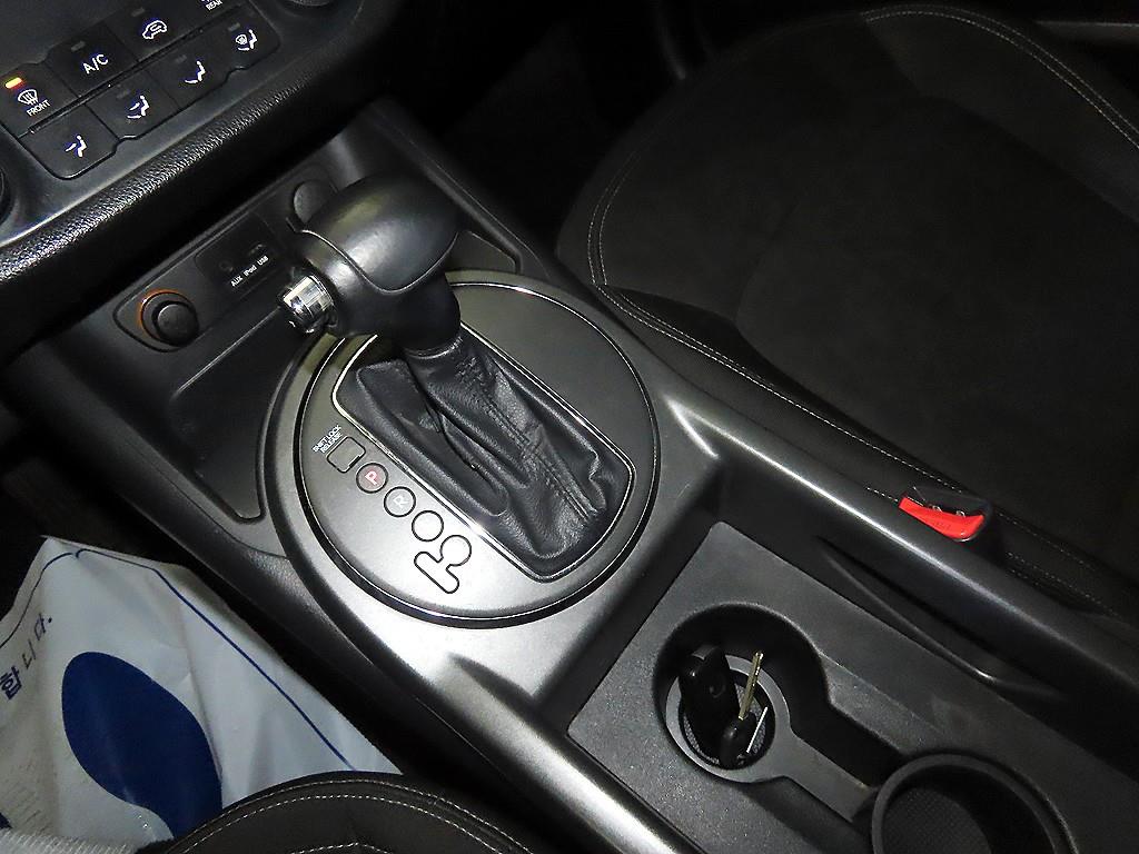 KIA Sportage - Vista 12