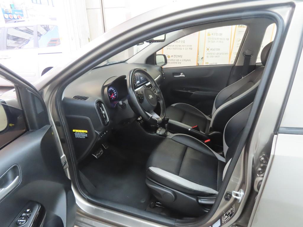 KIA Morning - Vista 5
