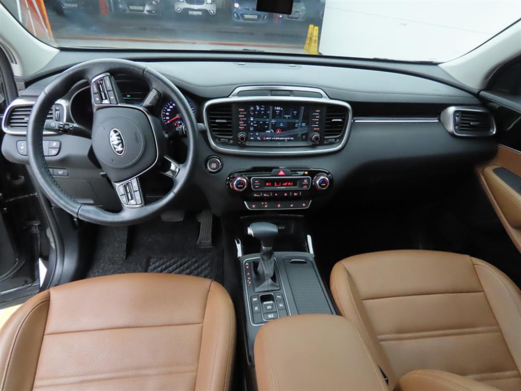 KIA Sorento - Vista 7