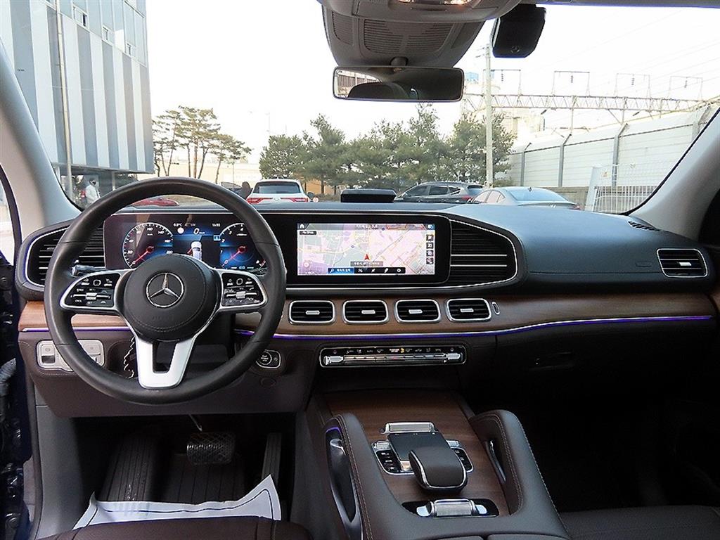 Mercedes Benz GLE Class - Vista 7