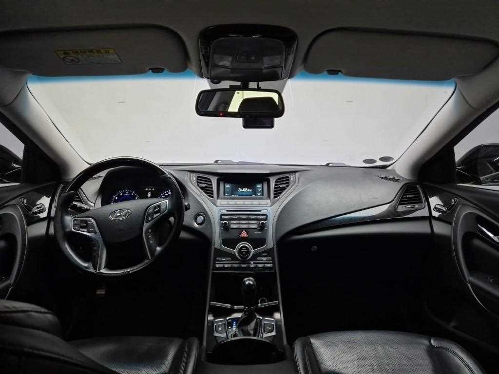 HYUNDAI Grandeur - Vista 7