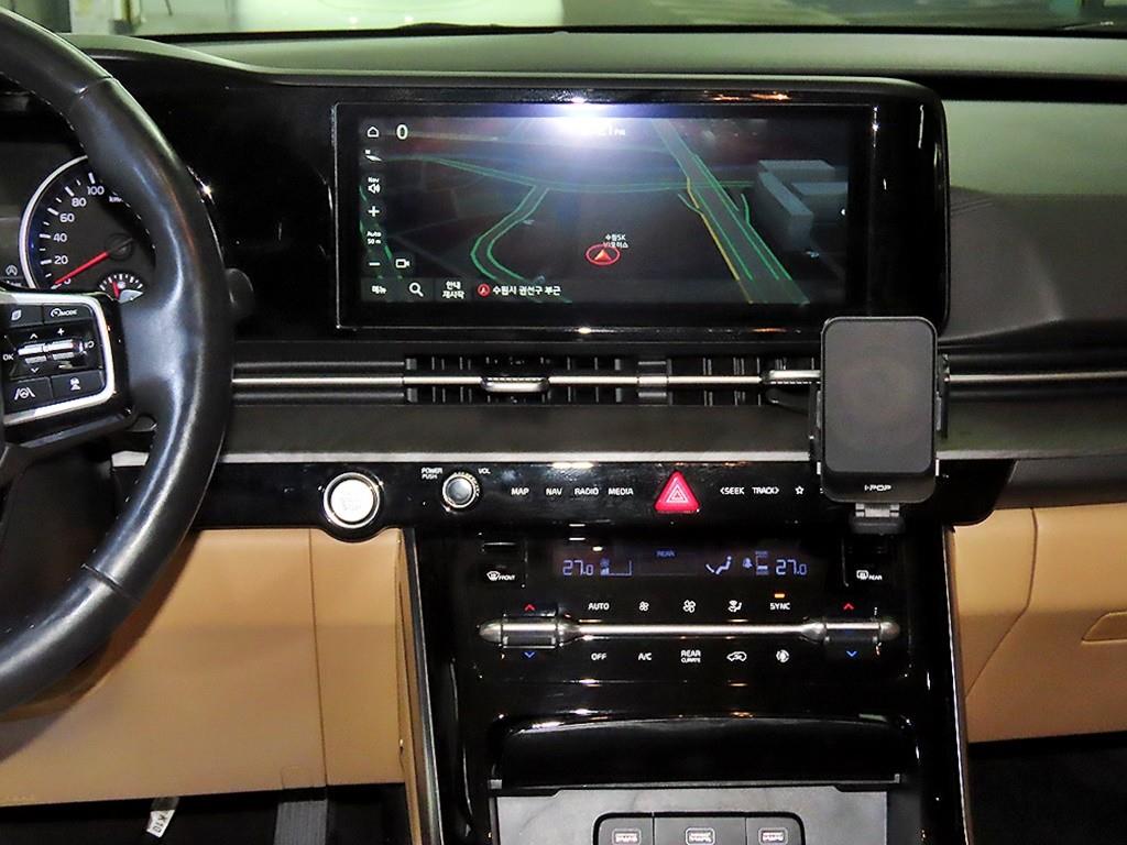 KIA Carnival - Vista 11