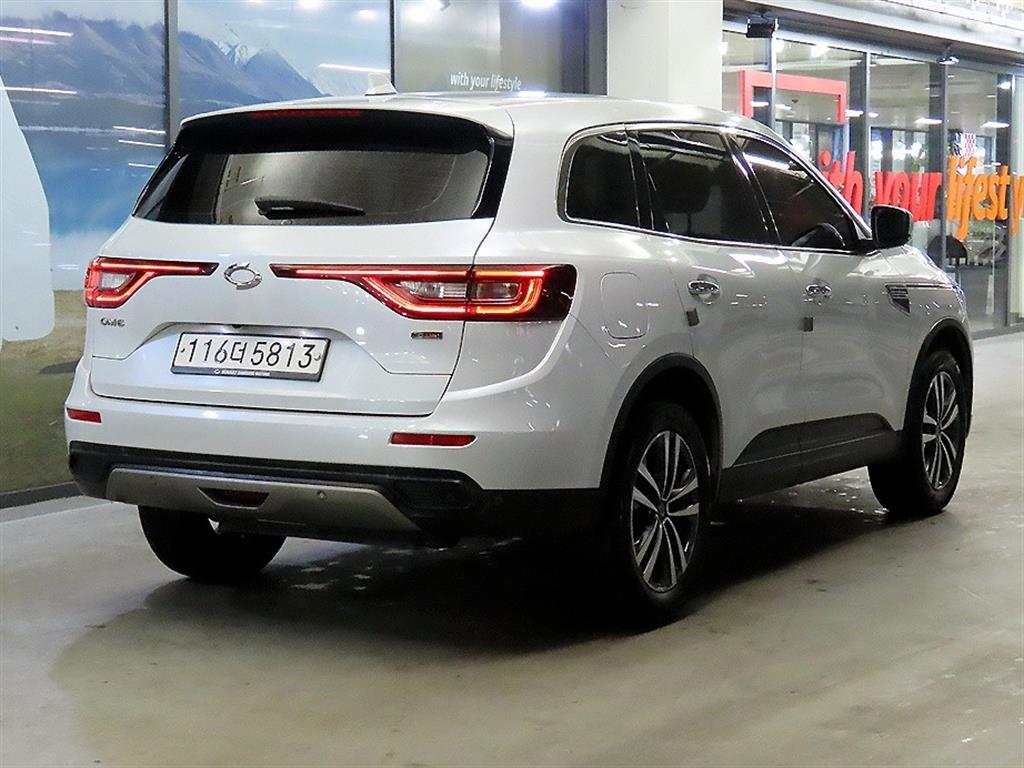 SAMSUNG QM6 - Vista 4