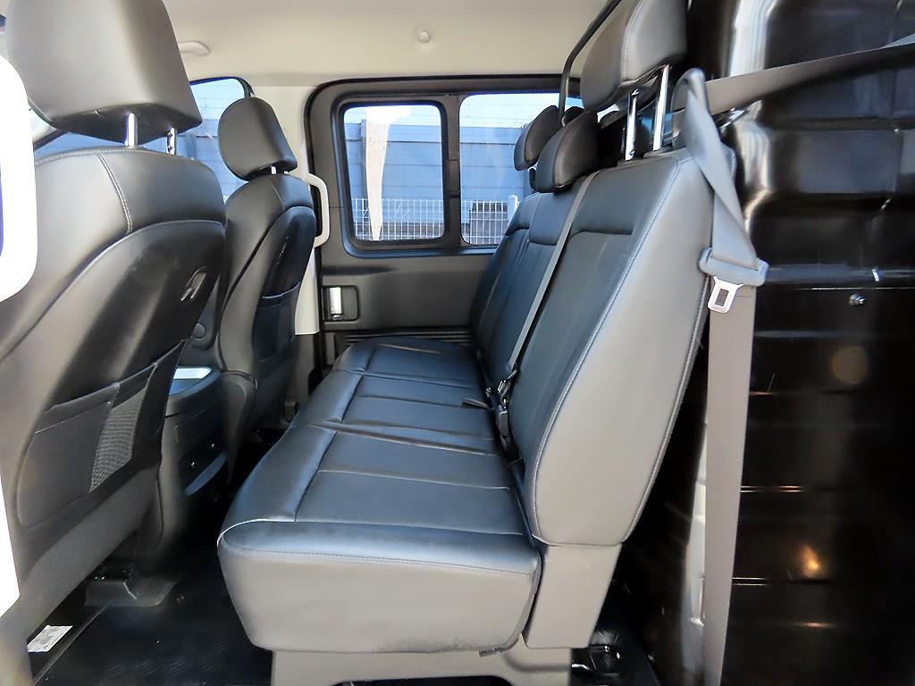 HYUNDAI Staria - Vista 6