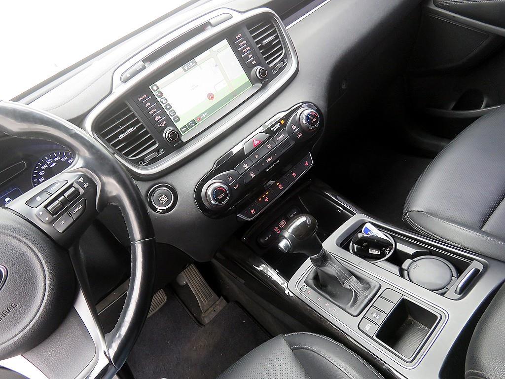 KIA Sorento - Vista 12