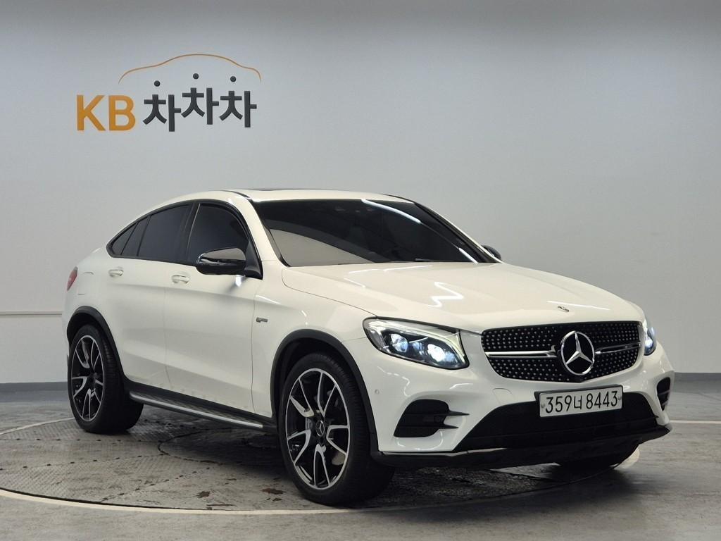 Mercedes Benz GLC Class - Vista 4