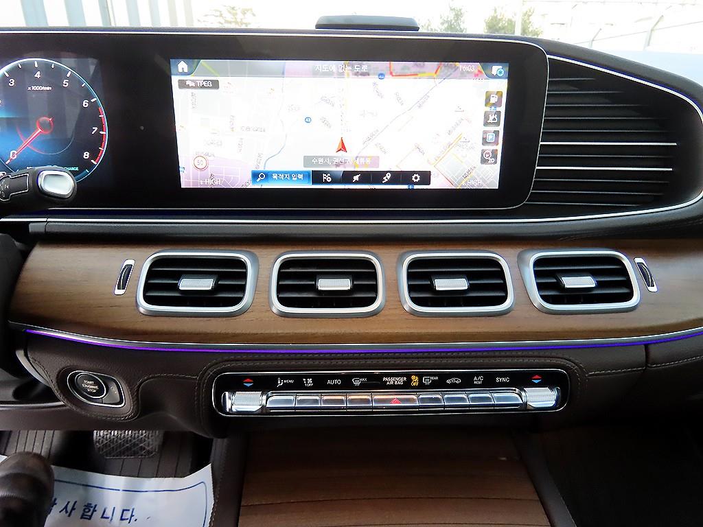 Mercedes Benz GLE Class - Vista 12