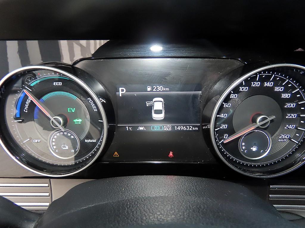 HYUNDAI Grandeur - Vista 9