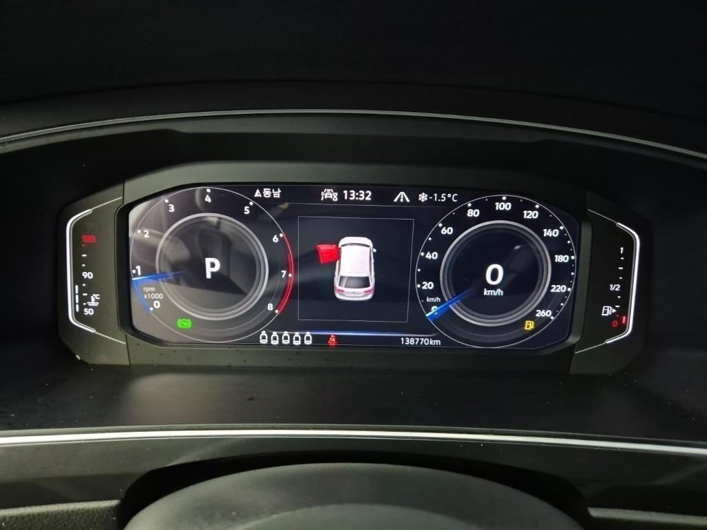 Volkswagen Tiguan - Vista 5