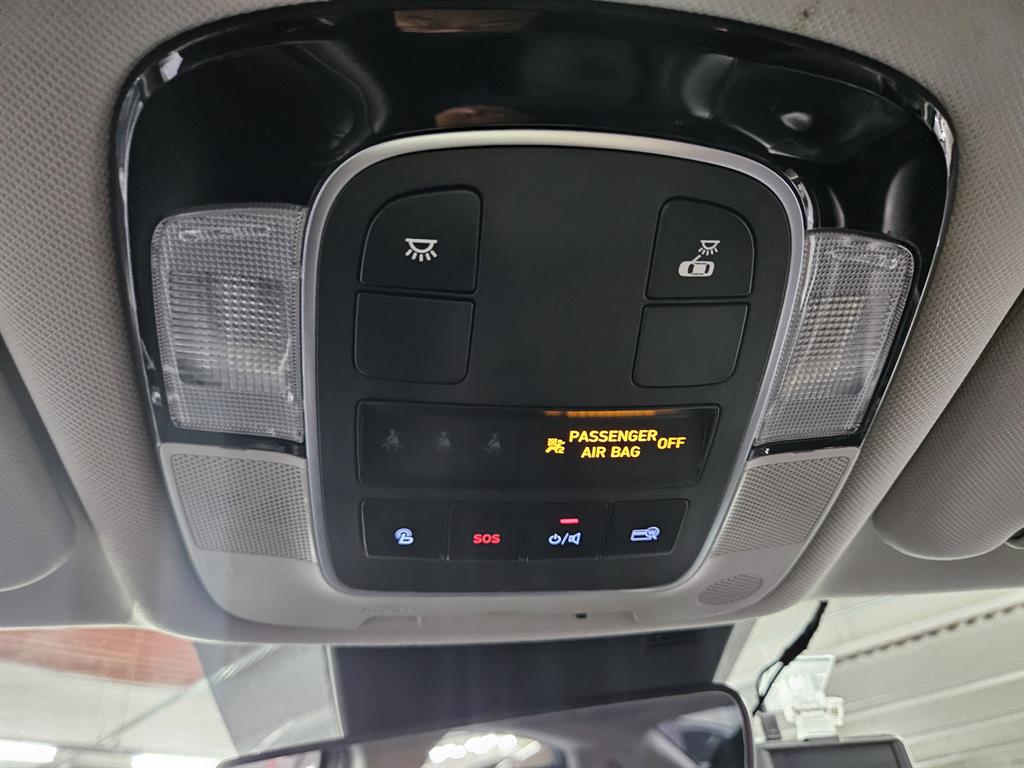 HYUNDAI Sonata - Vista 11