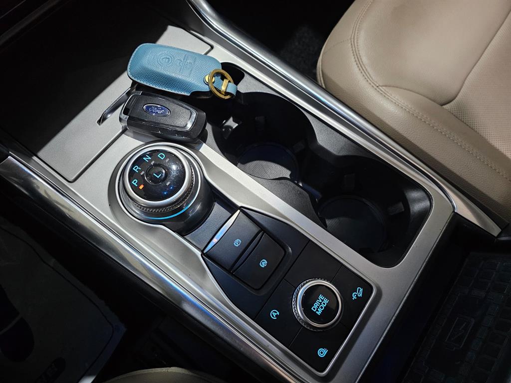 Ford Explorer - Vista 9