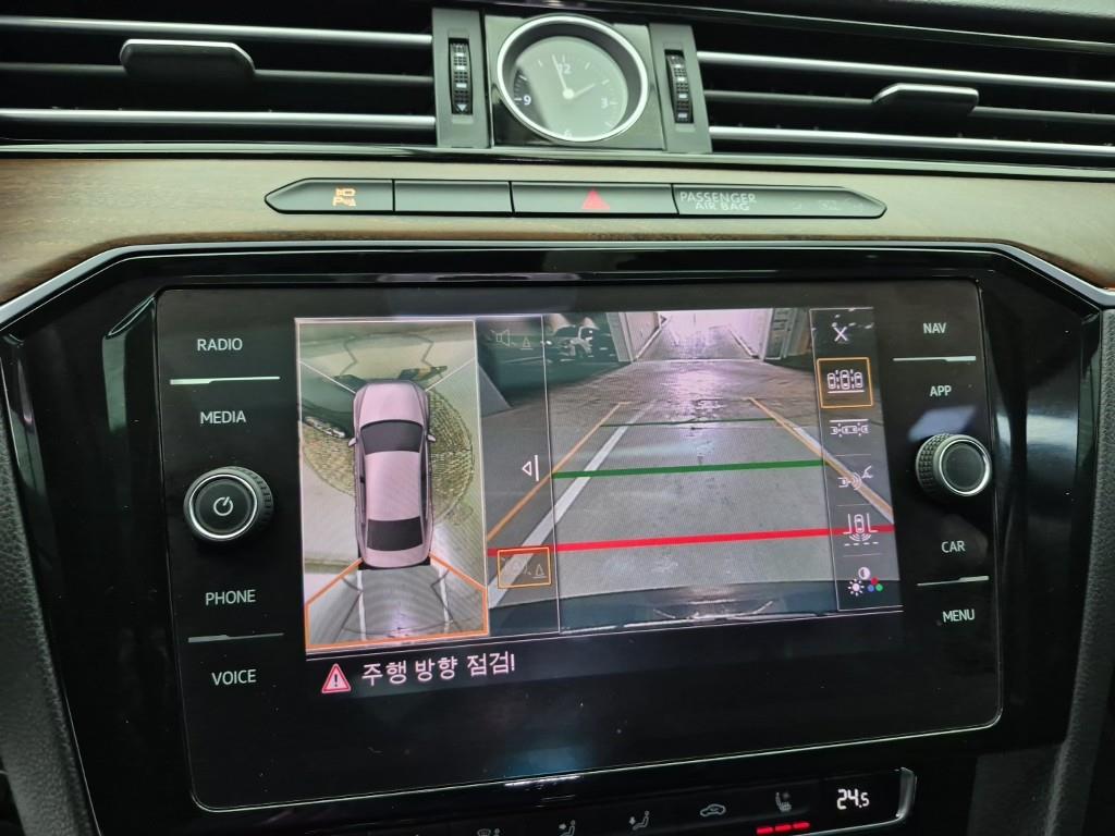 Volkswagen Passat 2018 Gris - Importación desde Corea - HF Imports Iquique - Foto 15