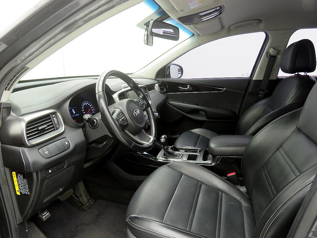 KIA Sorento - Vista 6