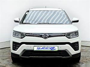 Ssangyong Tivoli - Vista 2