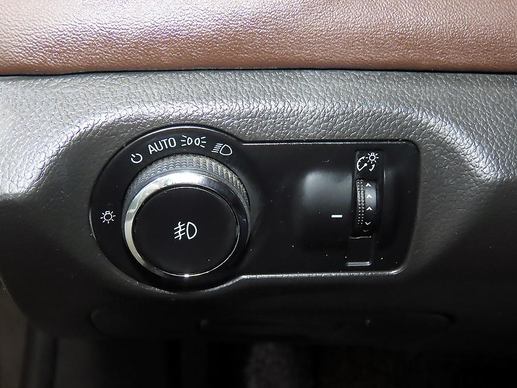 Chevrolet Cruise 2014 Café - Importación desde Corea - HF Imports Iquique - Foto 14