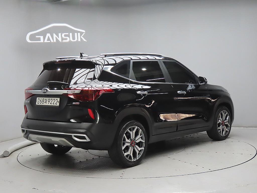 KIA Seltos - Vista 7