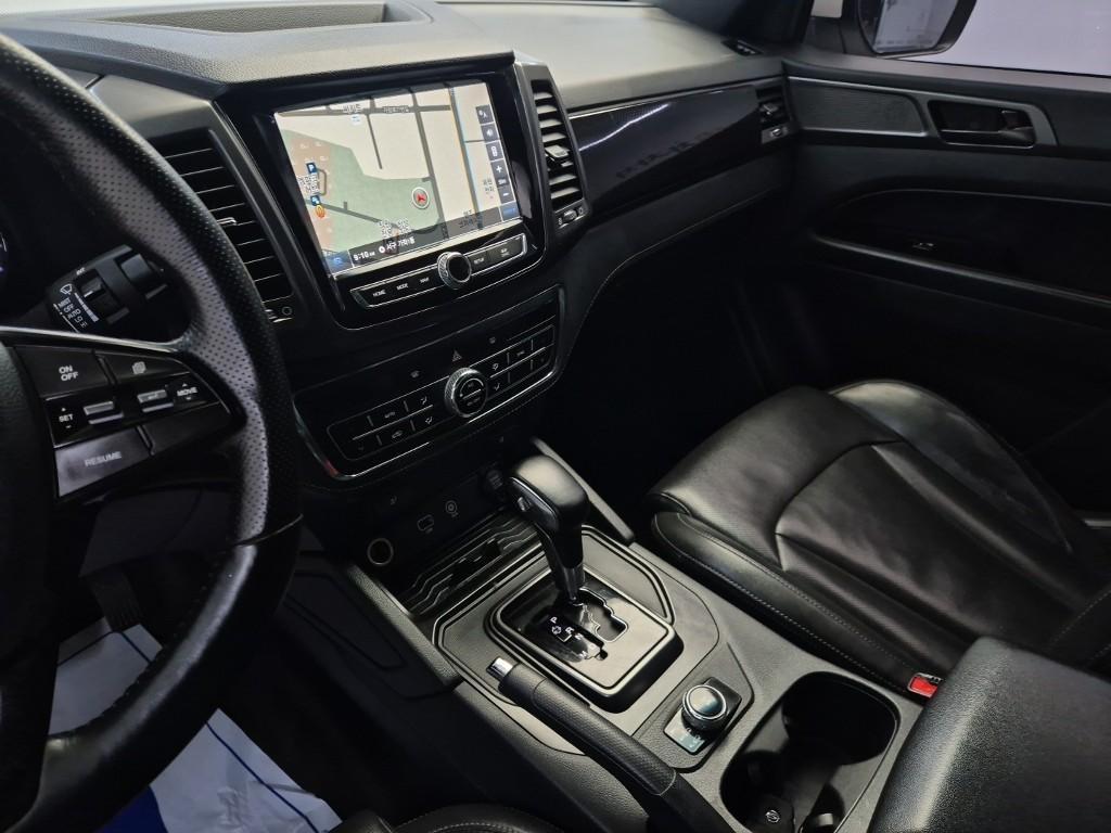 Ssangyong Rexton - Vista 10