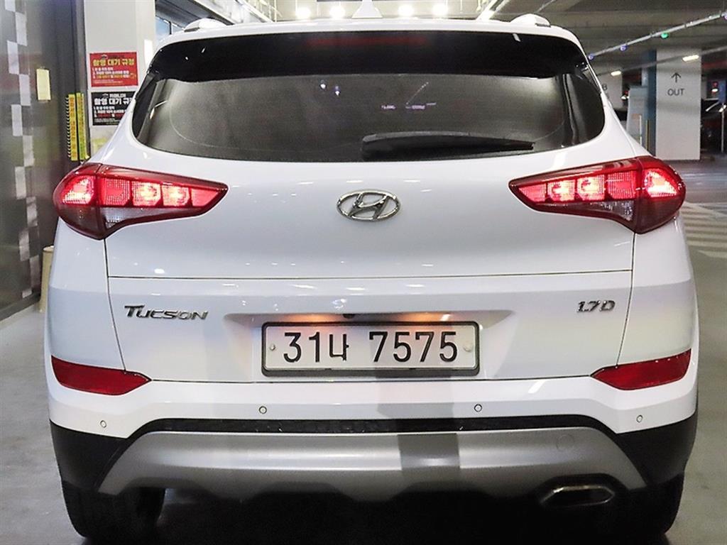 HYUNDAI Tucson - Vista 5