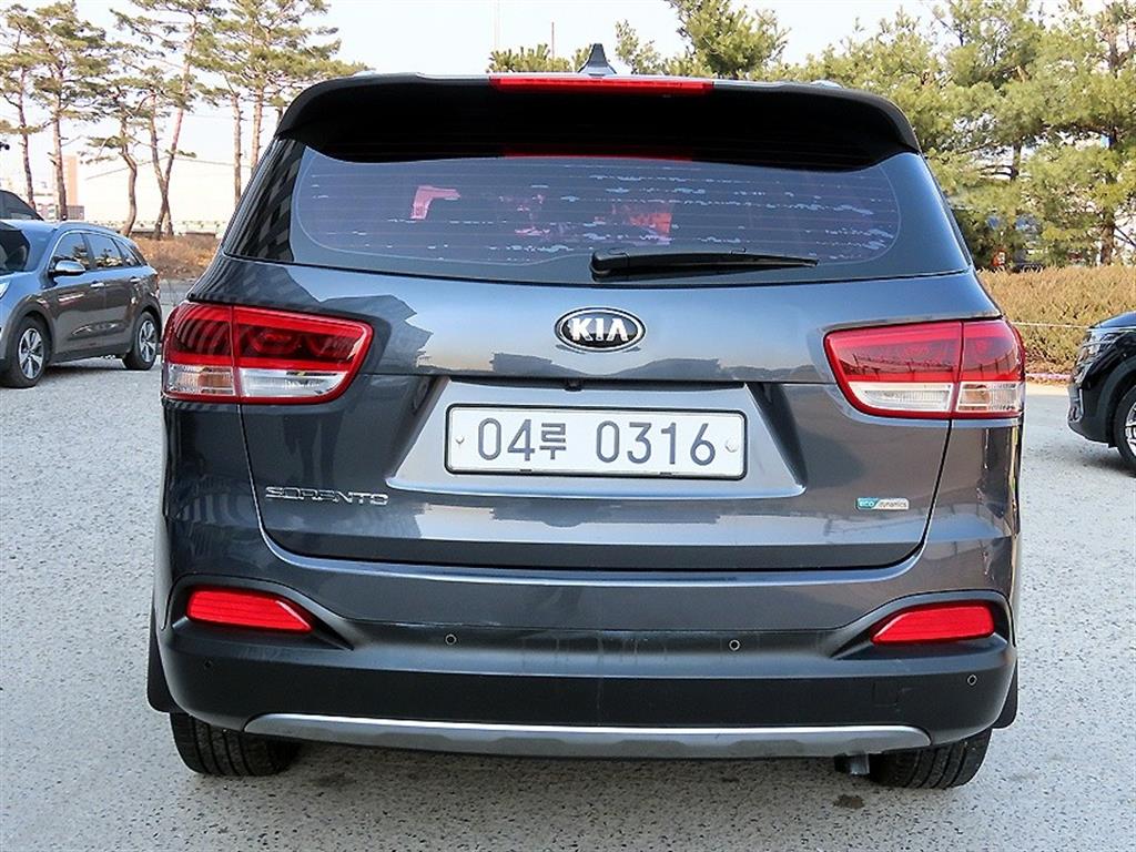 KIA Sorento - Vista 4