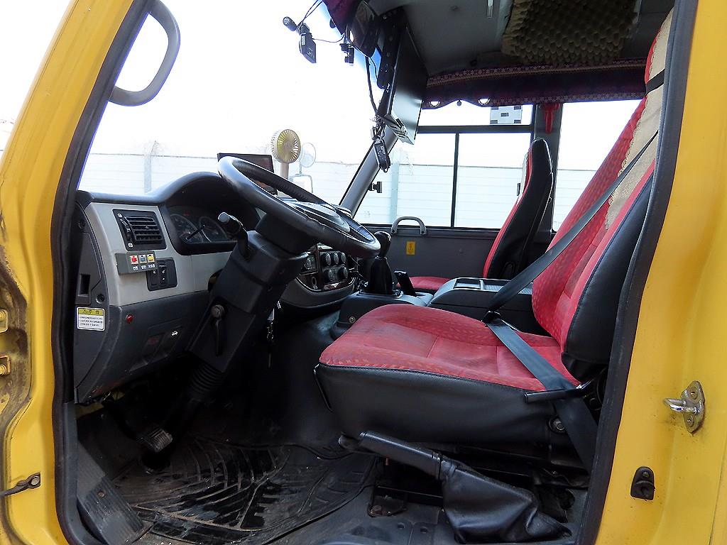 medium and large bus Medium Daewoo Bus - Vista 5