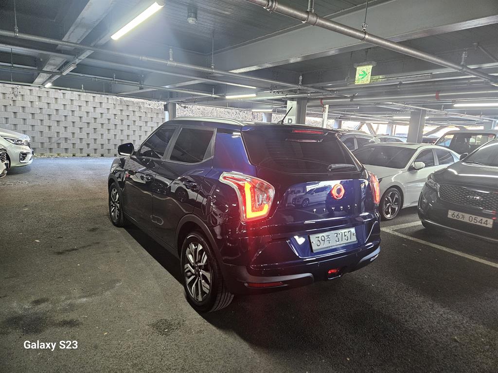 Ssangyong Tivoli 2018 Azul - Importación desde Corea - HF Imports Iquique - Foto 18