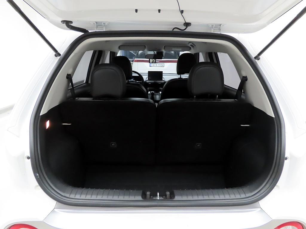 HYUNDAI Casper - Vista 5