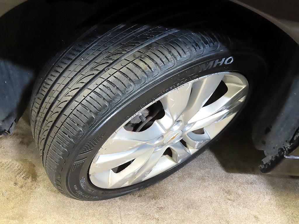 Chevrolet Cruise 2014 Café - Importación desde Corea - HF Imports Iquique - Foto 19