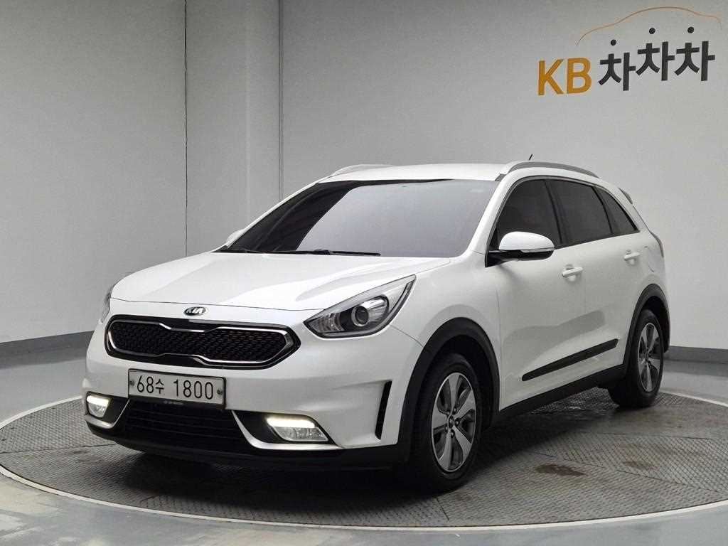 KIA Niro 2018 Blanco - Importación desde Corea - HF Imports Iquique - Foto 1