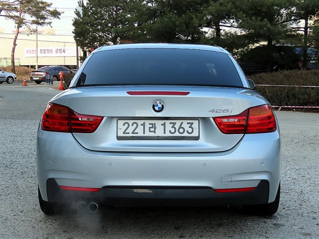 BMW 4 Series - Vista 4