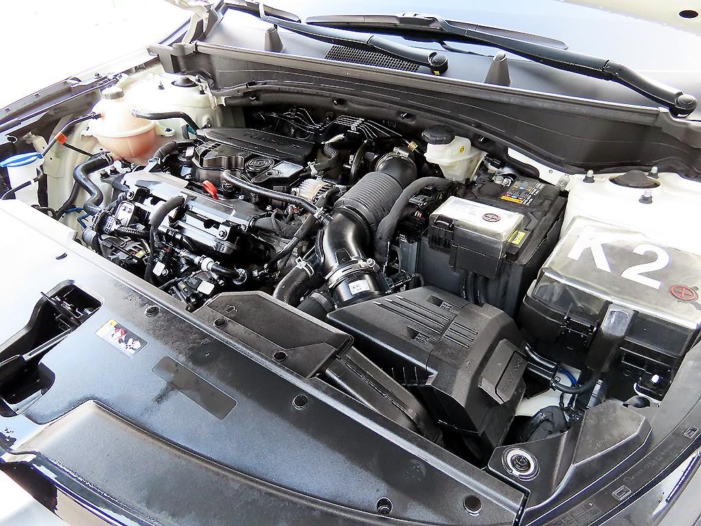 KIA Sportage 2023 Blanco - Importación desde Corea - HF Imports Iquique - Foto 19