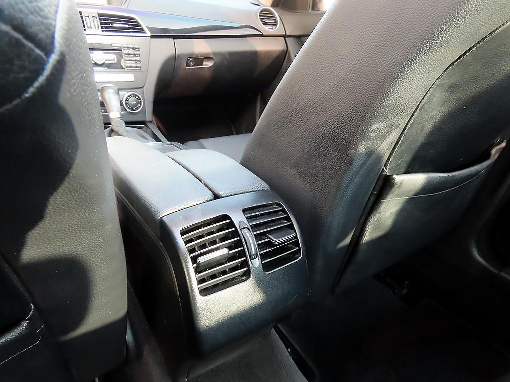 Mercedes Benz C Class 2013 Negro - Importación desde Corea - HF Imports Iquique - Foto 16