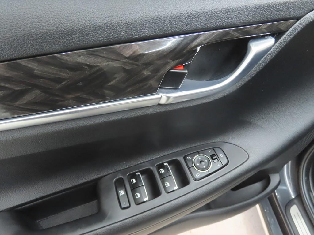 HYUNDAI Grandeur - Vista 9