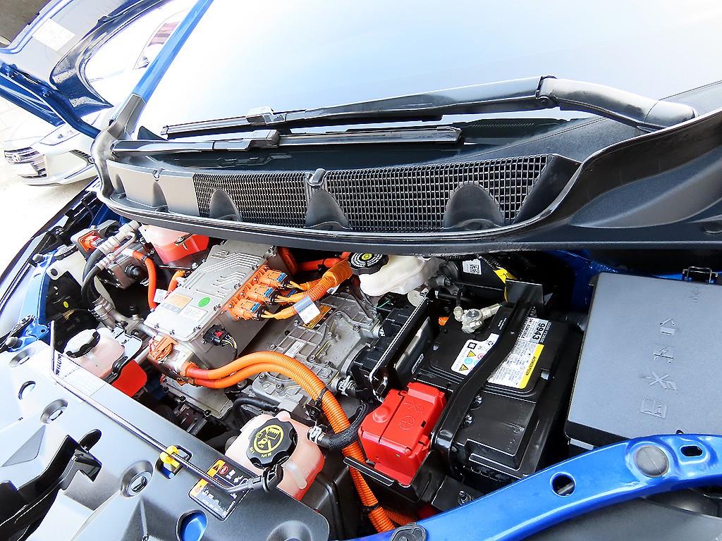 Chevrolet Bolt 2019 Azul - Importación desde Corea - HF Imports Iquique - Foto 18