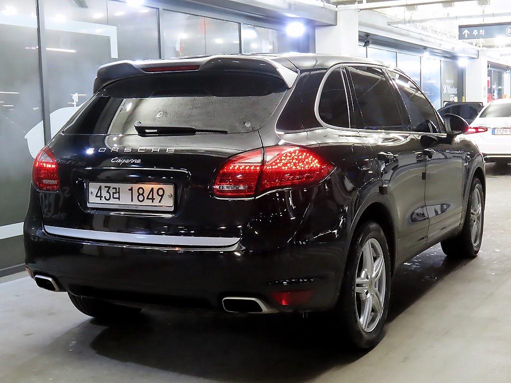 Porsche Cayenne - Vista 4