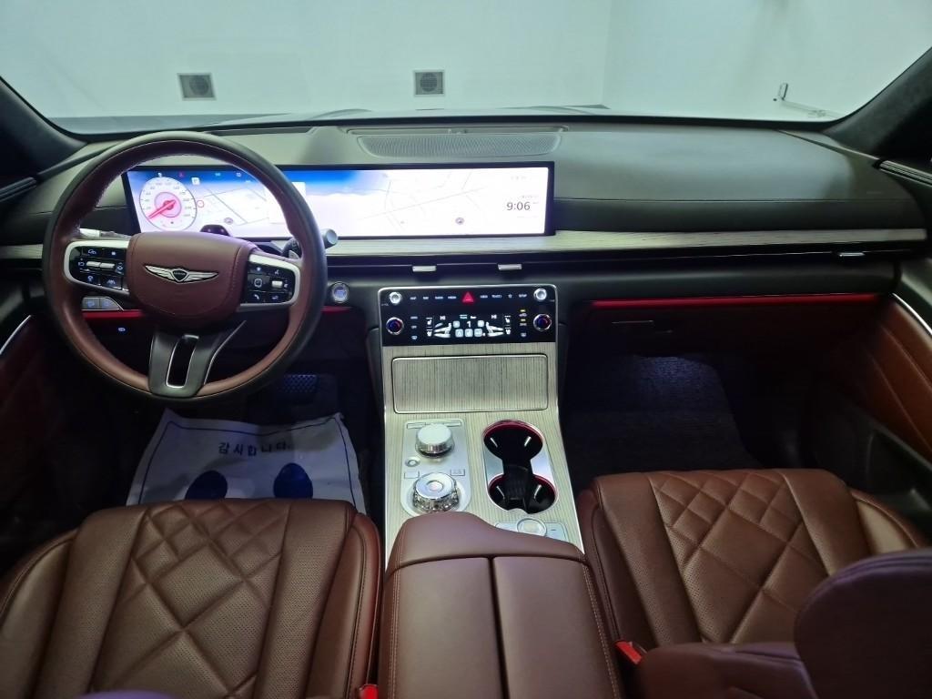 Genesis GV80 - Vista 7