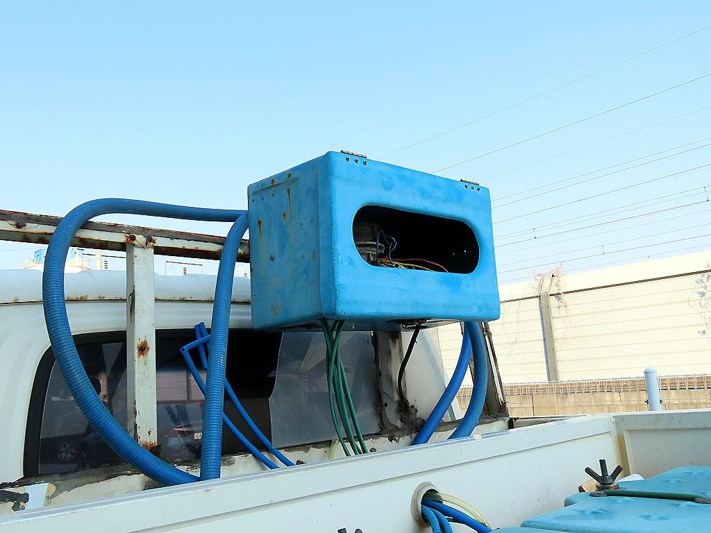 Small Truck (Completed) a live fish car - Vista 6