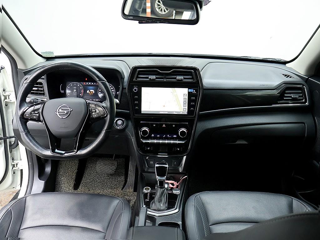 Ssangyong Tivoli - Vista 9