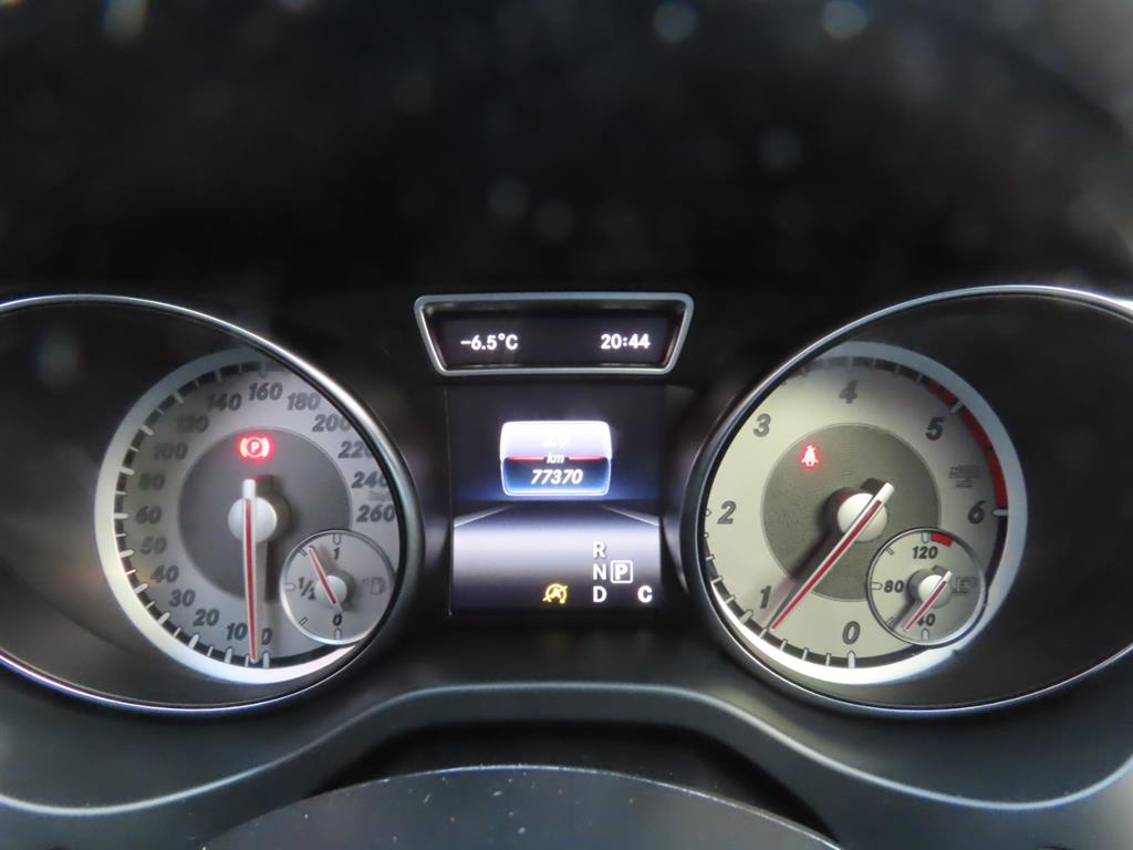 Mercedes Benz CLA Class 2016 Gris - Importación desde Corea - HF Imports Iquique - Foto 7