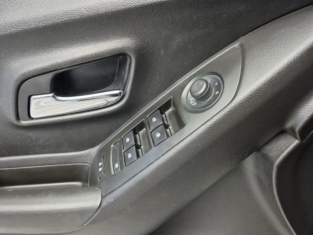 Chevrolet Trax 2018 Gris - Importación desde Corea - HF Imports Iquique - Foto 17