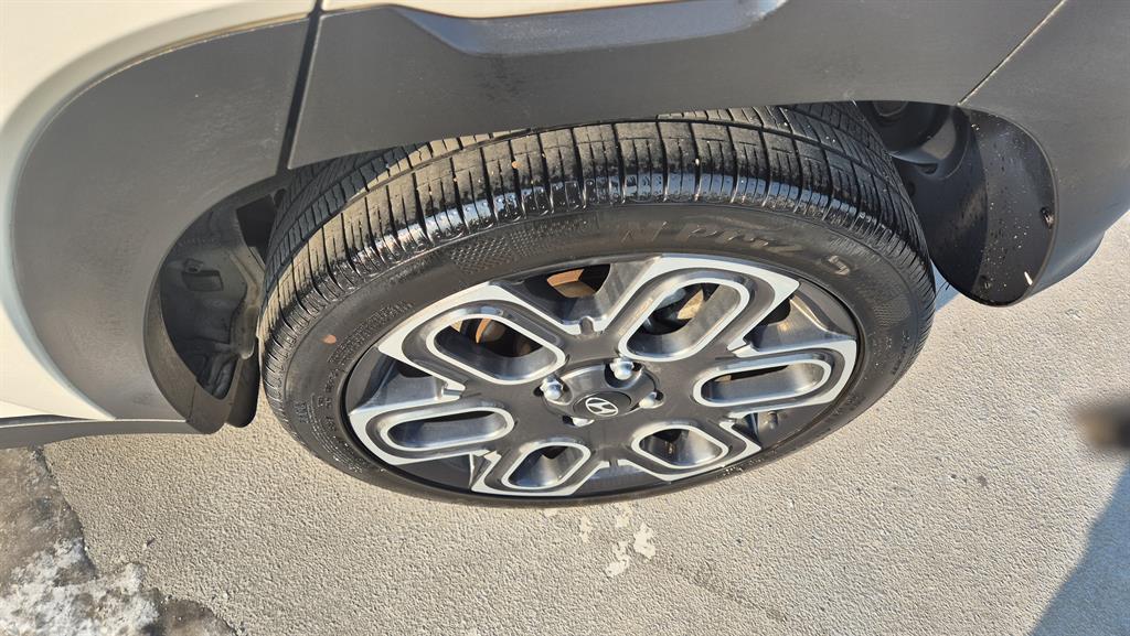 HYUNDAI Casper - Vista 12