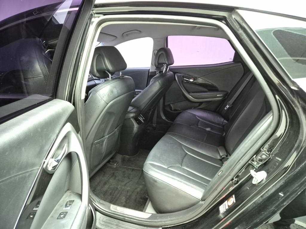 HYUNDAI Grandeur - Vista 12