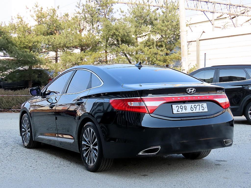 HYUNDAI Grandeur - Vista 3