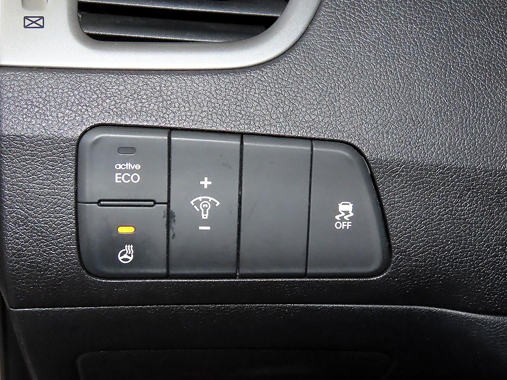 HYUNDAI Avante 2014 Blanco - Importación desde Corea - HF Imports Iquique - Foto 13