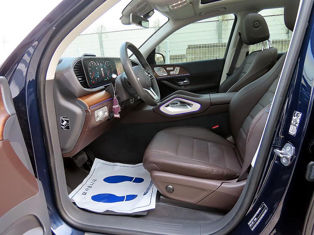 Mercedes Benz GLE Class - Vista 5