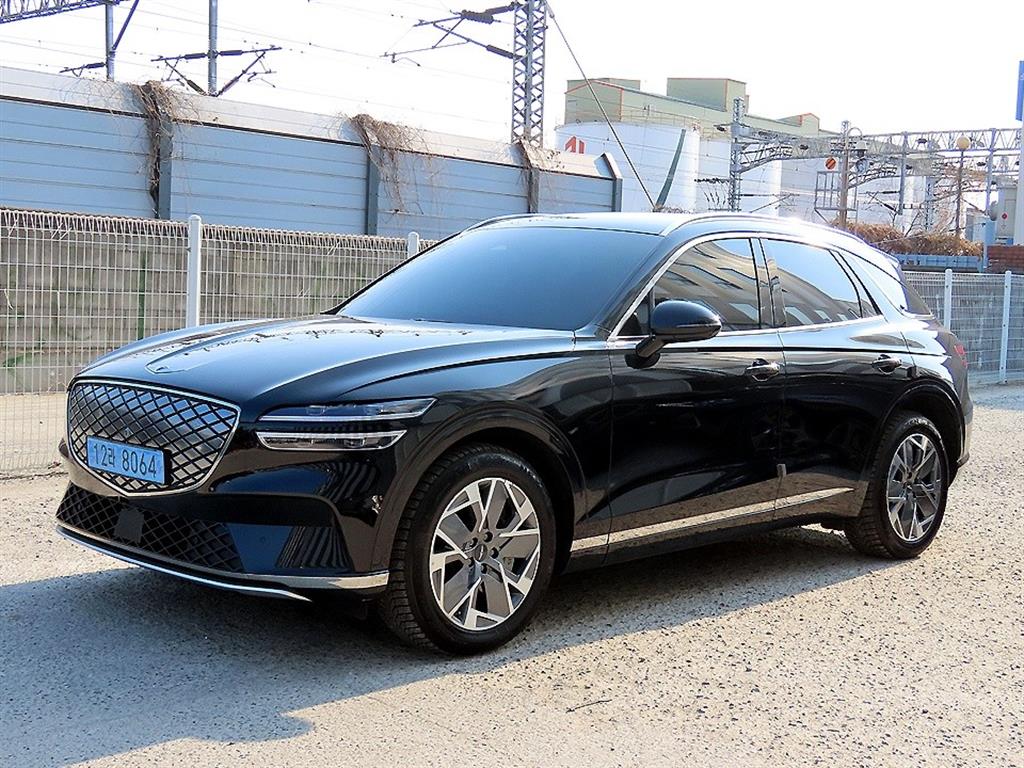 Genesis GV70 - Vista 2