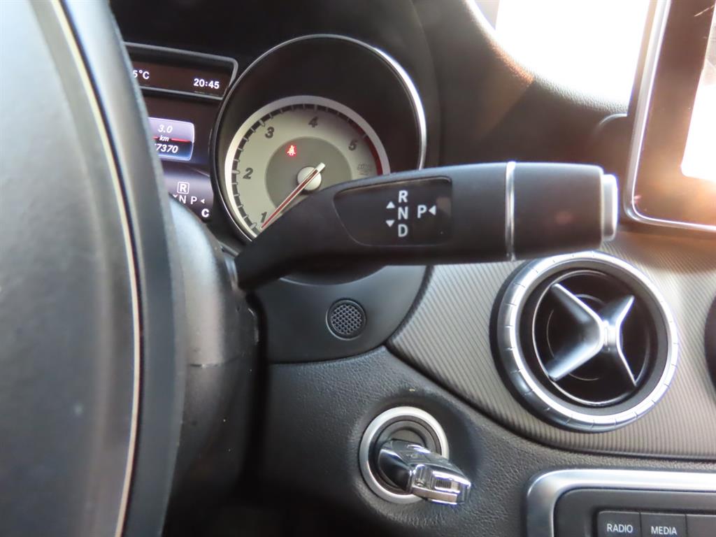 Mercedes Benz CLA Class 2016 Gris - Importación desde Corea - HF Imports Iquique - Foto 8