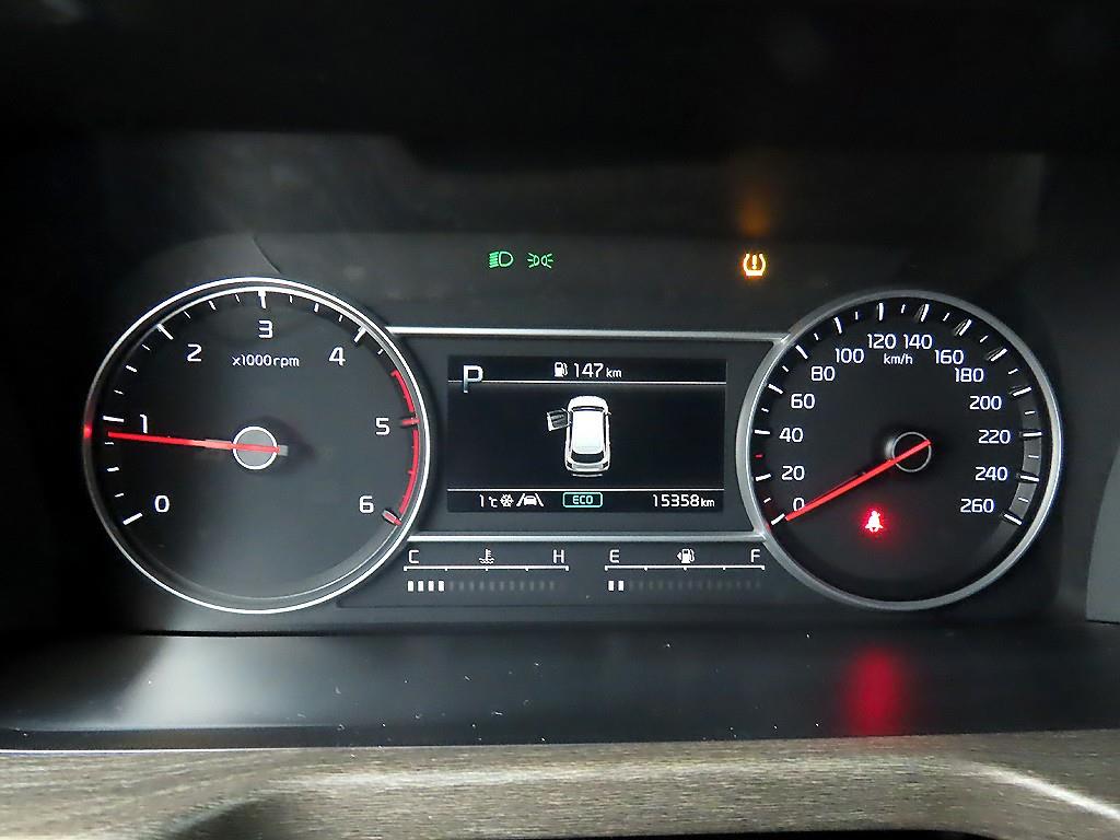 KIA Sorento - Vista 8