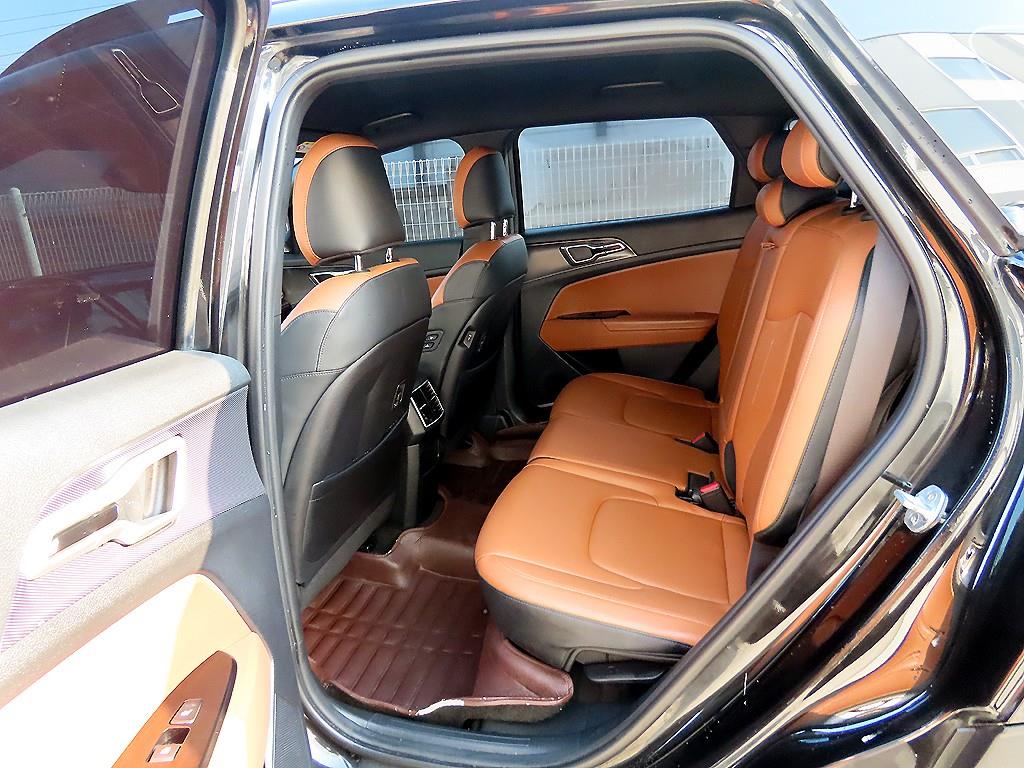 KIA Sportage - Vista 6