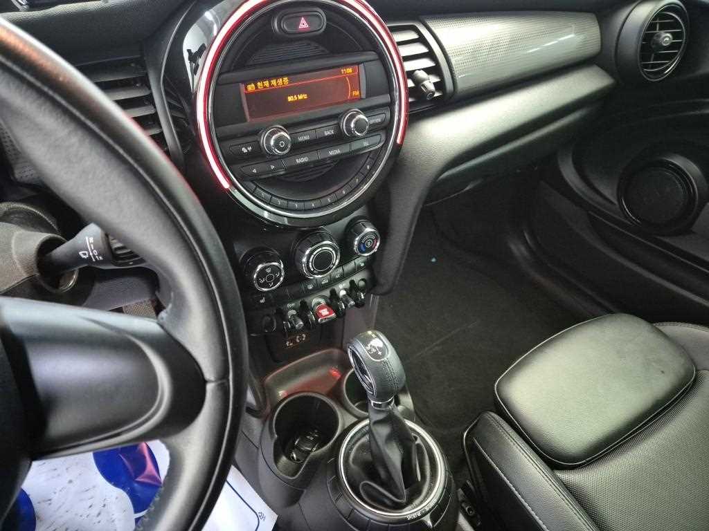 Mini Cooper - Vista 10