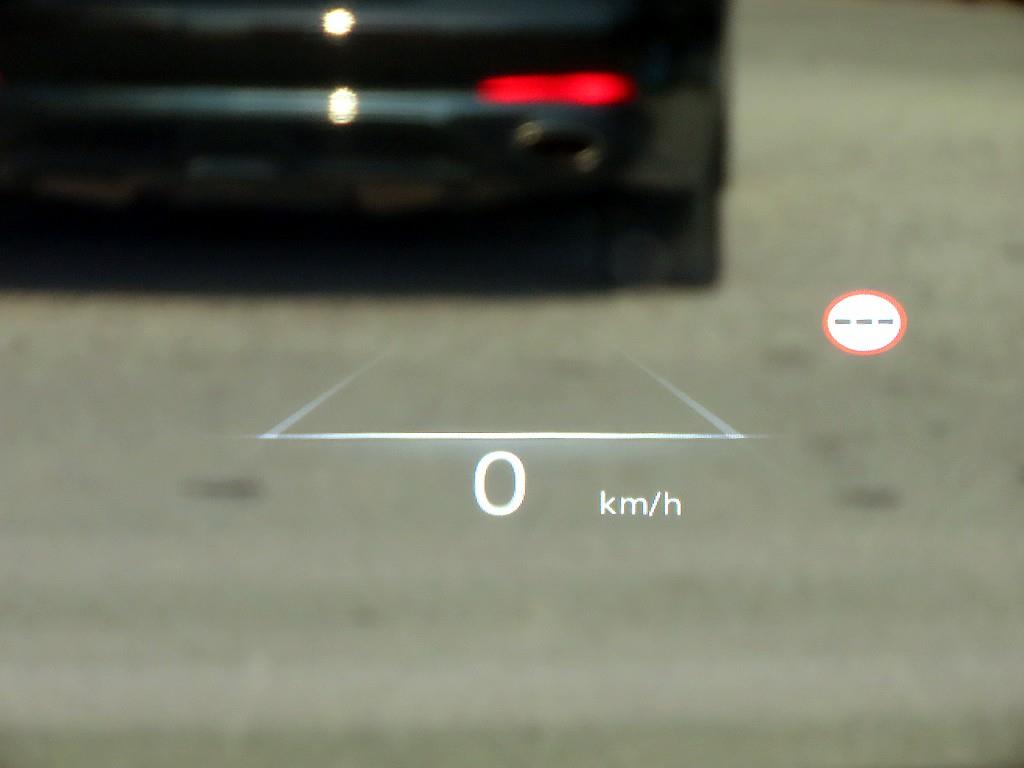 Genesis GV70 - Vista 10